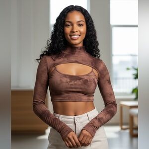 Pretty Little Things Extreme Mock Neck Crop Long Sleeve Top & Matching Bra Sz 4